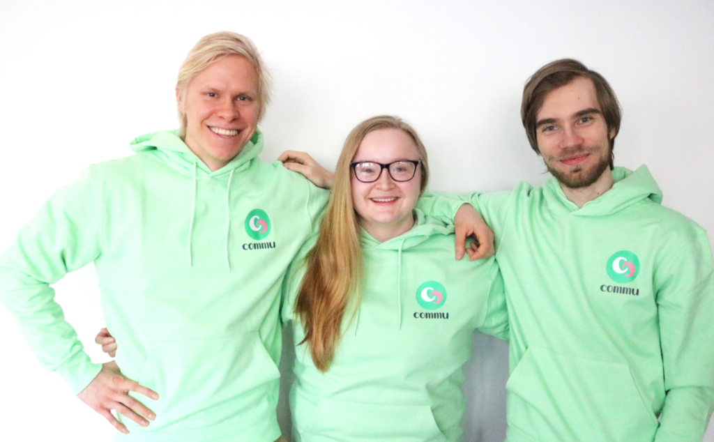 - Commu Tee hyvää jouluna lataamalla Commu, pyydä ja anna naapuriapua lähialueellasi commuapp.fi